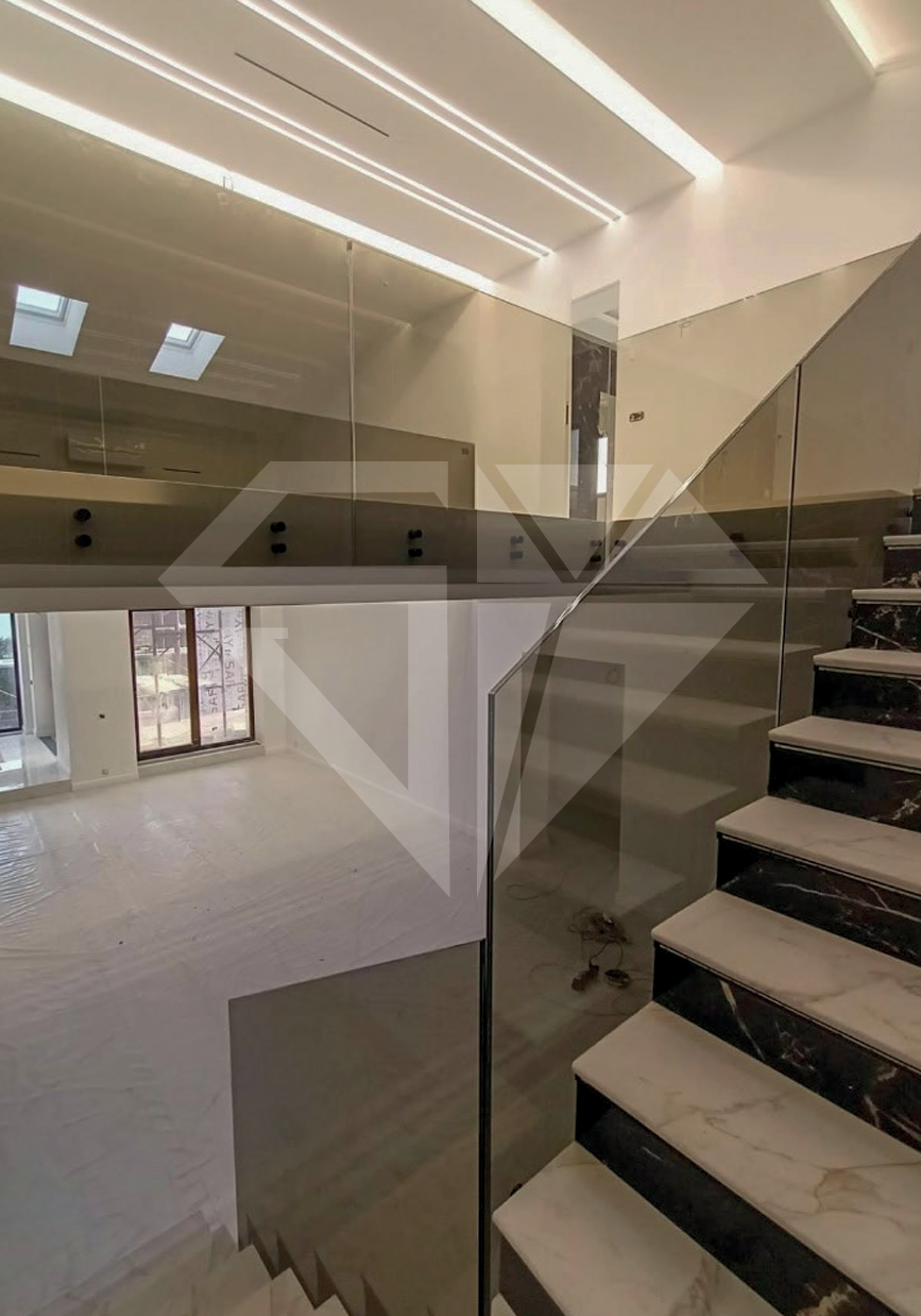 Balustradă — Model 3 — Balustrade la comandă, Sticlă & Piatră